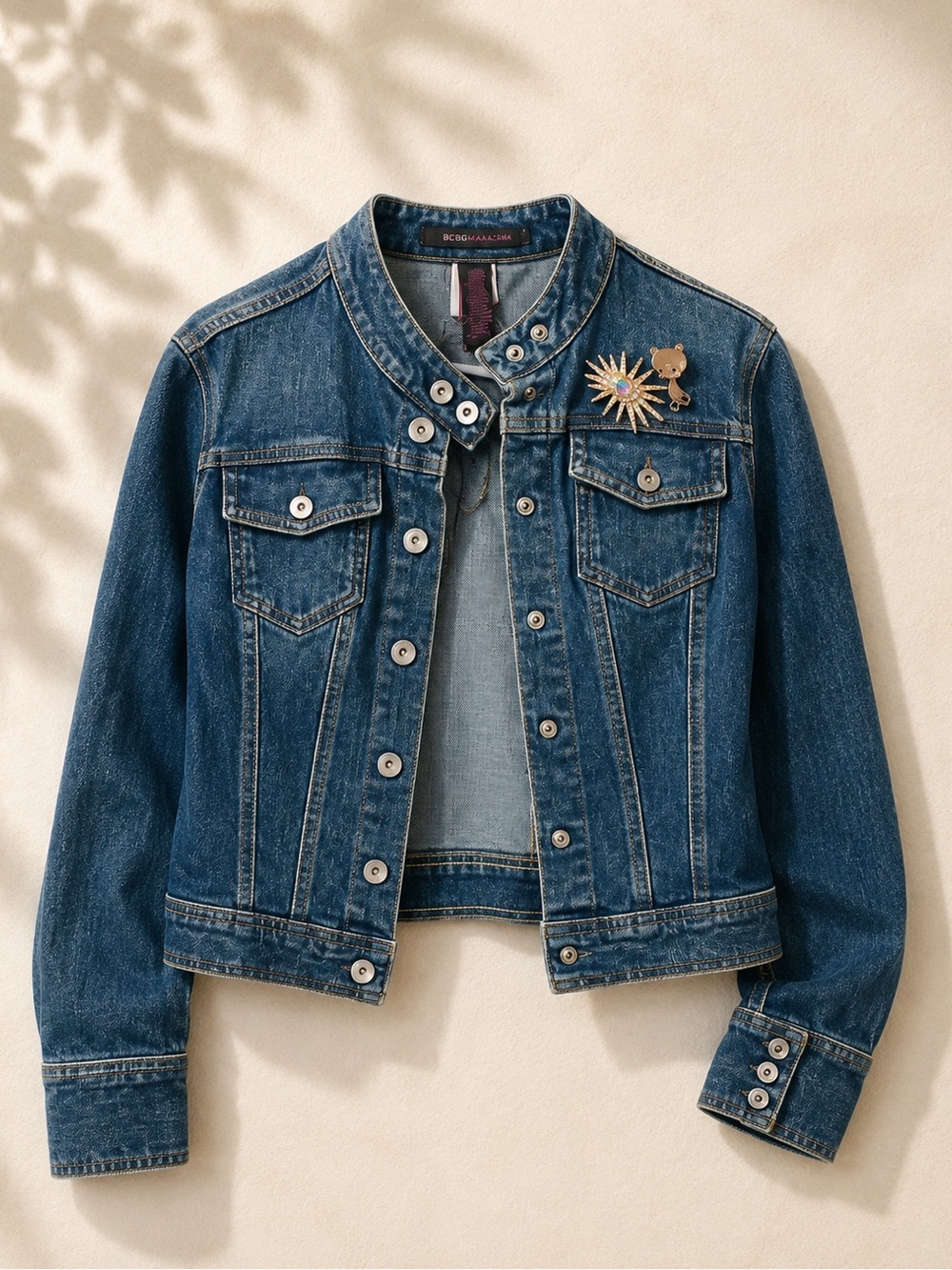 Calvin Klein Women’s Dark Wash Denim Jean Jacket Removable Brooch Pins Size M